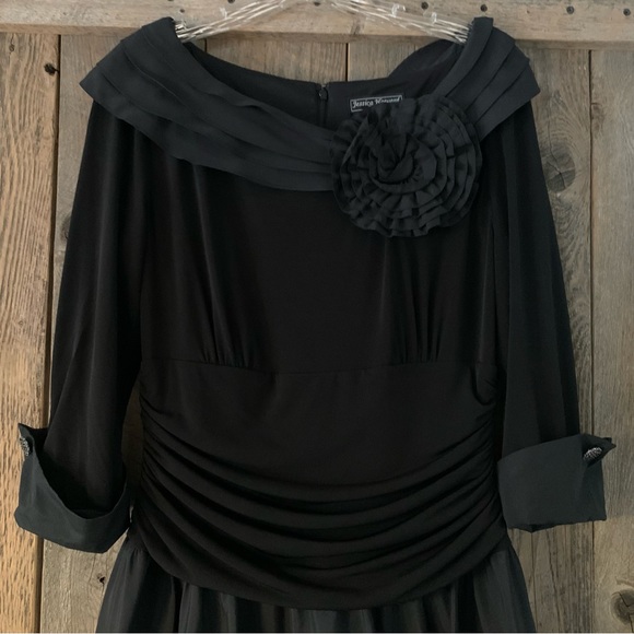 Women’s 12 JESSICA HOWARD Black Retro 60's Look JUNE CLEAVER Holiday Midi Dress - Picture 3 of 16